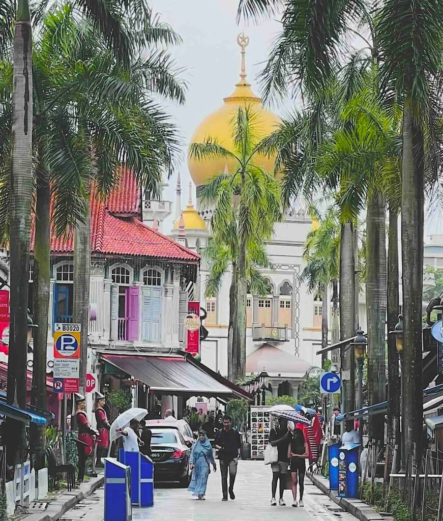 Top 5 places to visit in Kampong Glam (Singapore) ; Sultan mosque 