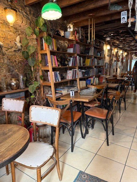 Cafe in antique street 1-Day in Kadıköy; Enjoy Istanbul’s Asian Side
