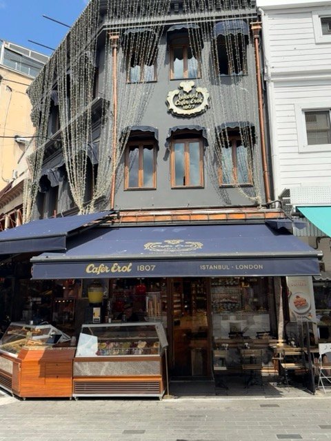 Cafe Erol facade 1-Day in Kadıköy; Enjoy Istanbul’s Asian Side